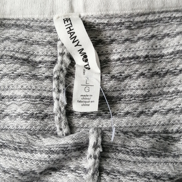 Thick Cozy Leggings. - Picture 4 of 4